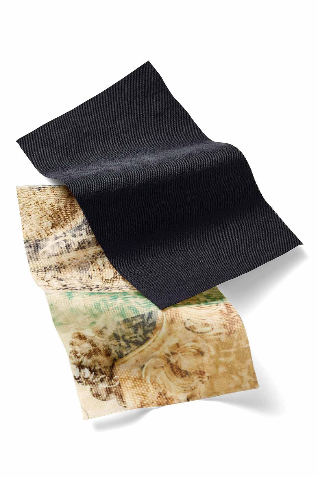 MEDE19F|MEDE19F　スカーフ柄を裏地にした リラックスモッズコート〈ブラック〉|マットな表面感のナイロン素材。軽くてあたたかな中わた入りです。裏地には、こだわりの総柄プリントをオン。