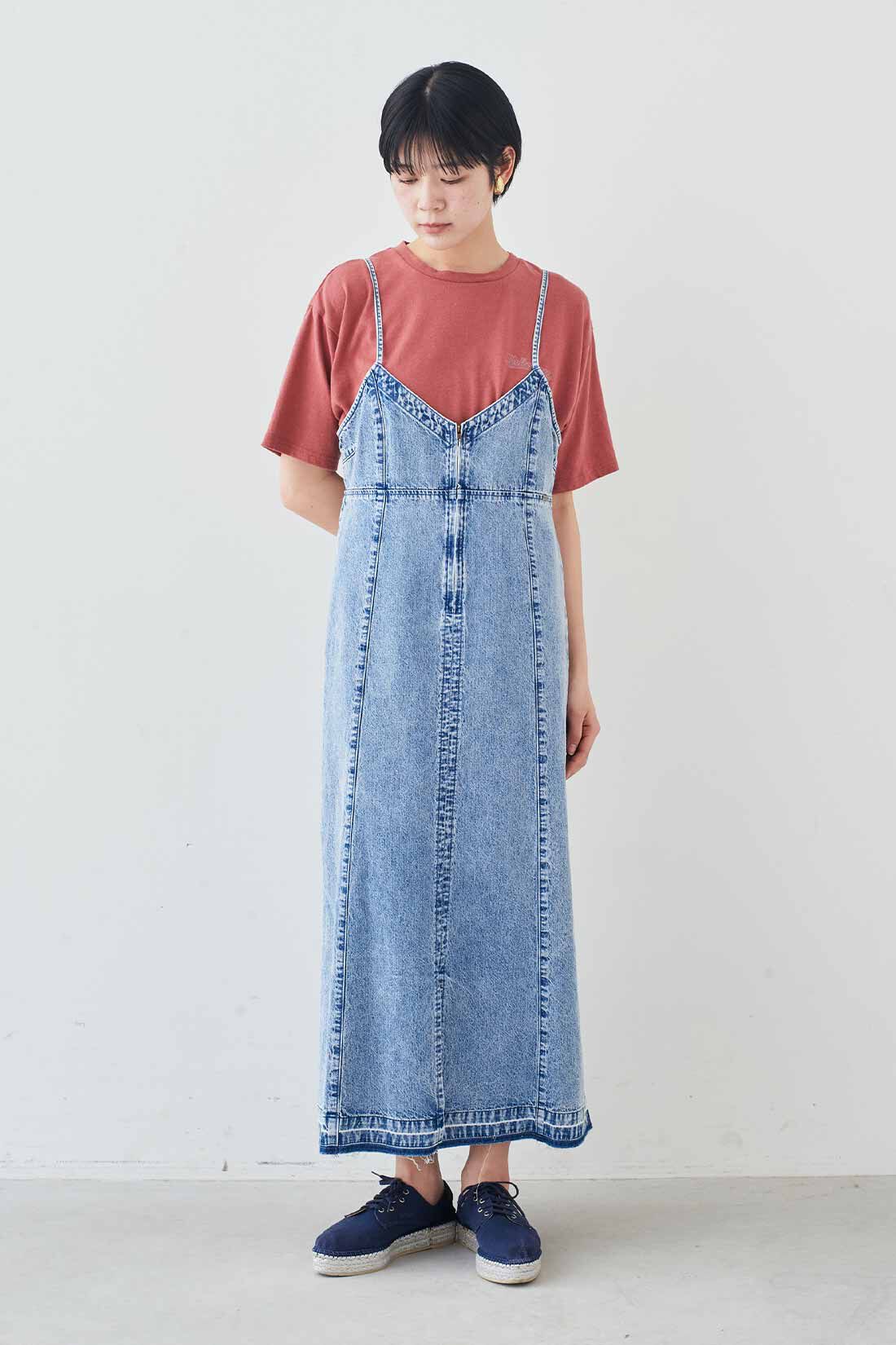 MEDE19F|VOLKSWAGEN for MEDE19F　洗いをかけたくったりTシャツ|モデル身長：163cm　着用サイズ：M