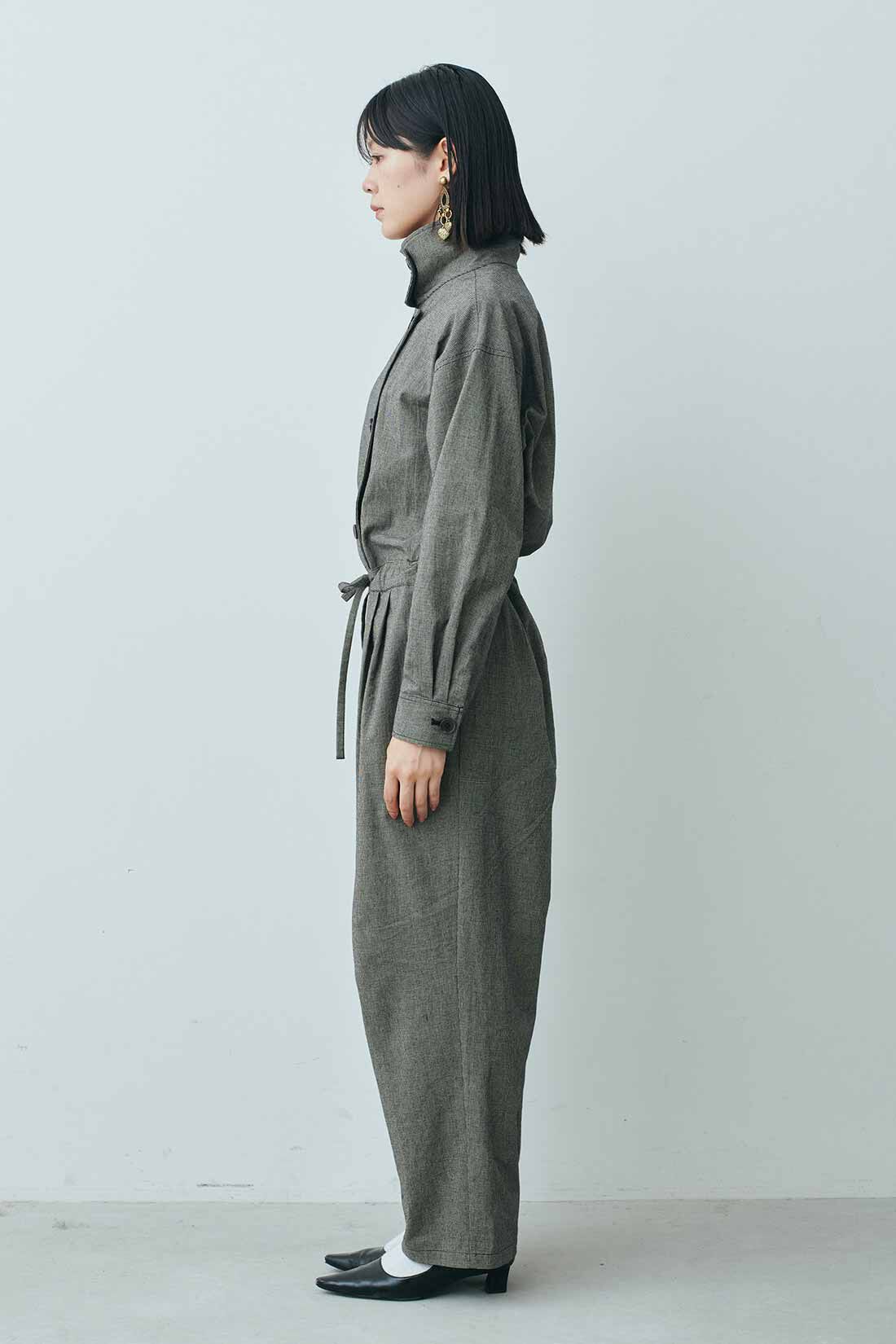 MEDE19F [メデ・ジュウキュウ]|MEDE19F　千鳥格子のオールインワン〈ブラック〉|モデル身長：163cm　着用サイズ：M