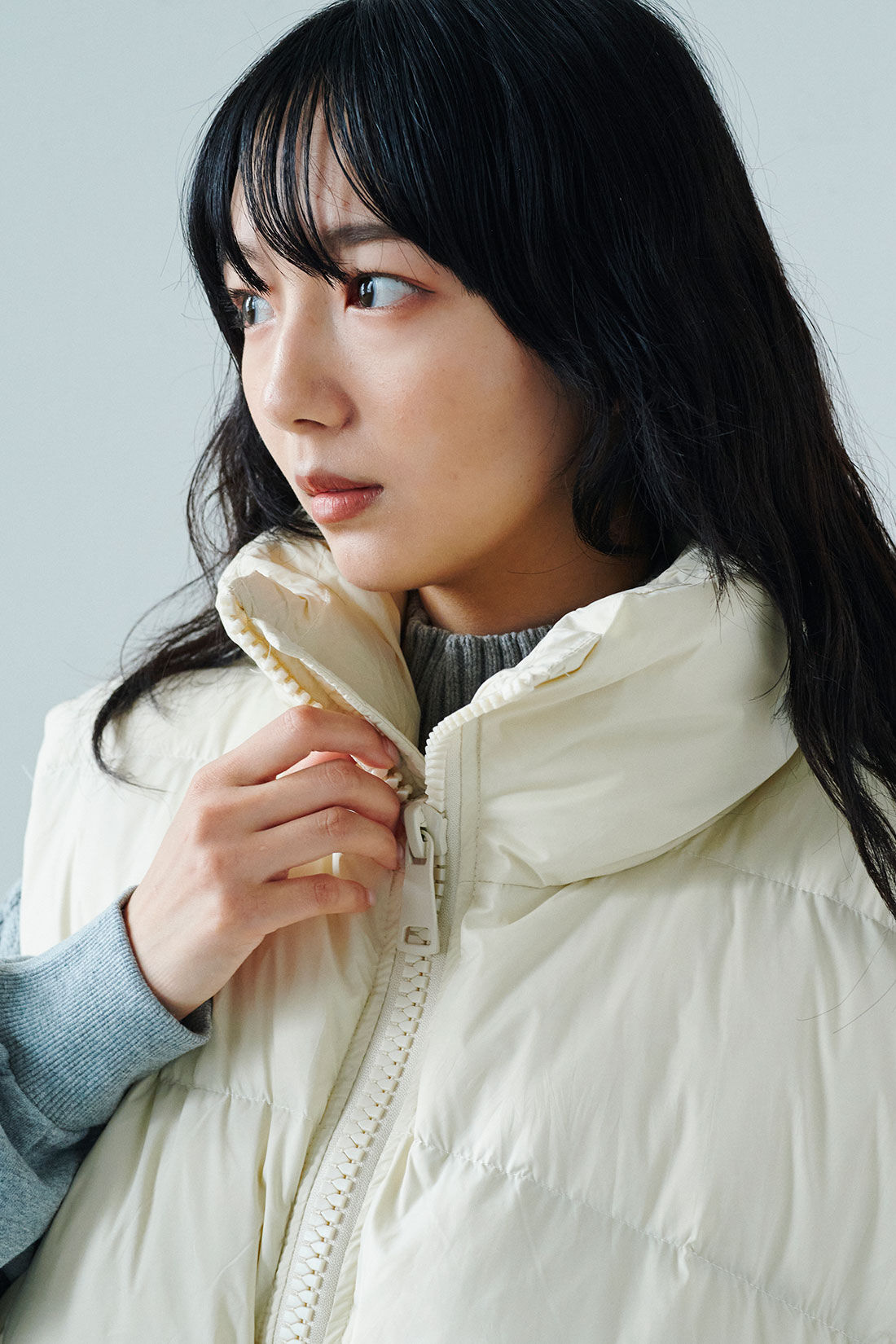 韓国セレクト FORM ダウンベスト〈ホワイト〉｜MEDE19F[メデ・ジュウキュウ]｜フェリシモ【公式通販】