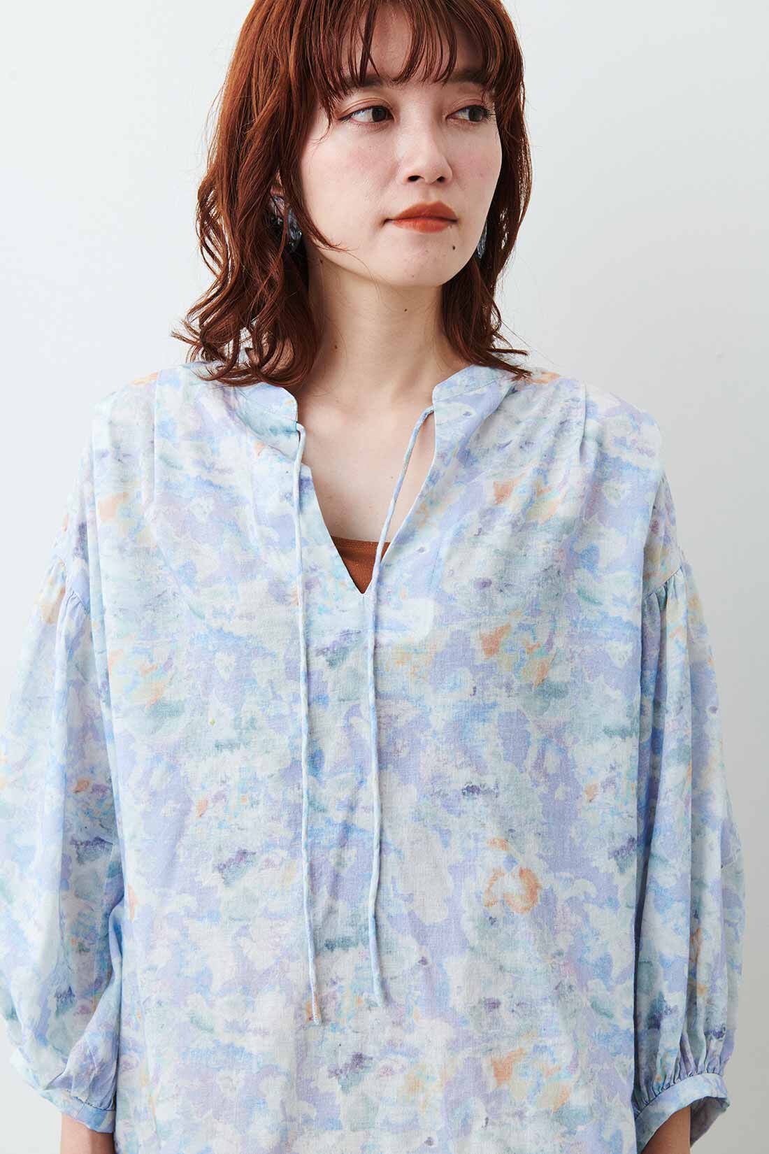 「高評価！」注目のレビュ MEDE19F コットン素材の水彩画ブラウス〈ライトパープル Lサイズ