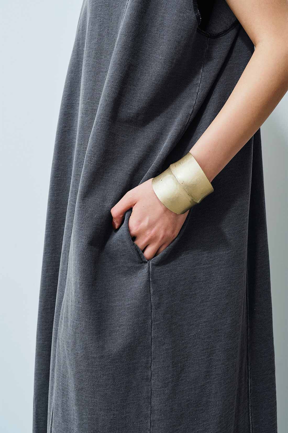 MEDE19F [メデ・ジュウキュウ]|MEDE19F ウォッシュ加工のカットソーデニムワンピース〈グレー〉