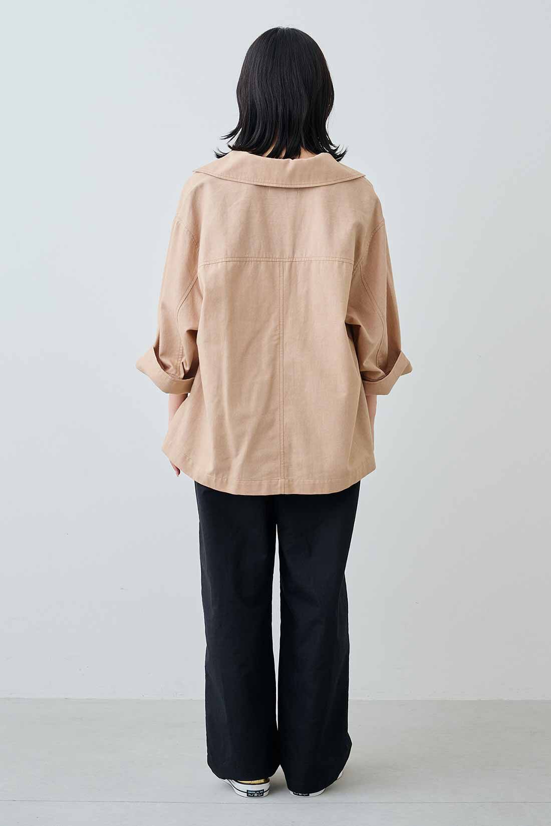 MEDE19F|MEDE19F　コットン素材のワイドスリーブシャツジャケット〈ベージュ〉|モデル身長：158cm　着用サイズ：M