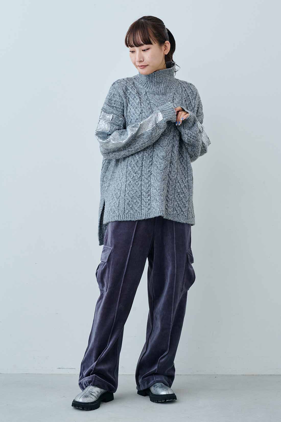 MEDE19F [メデ・ジュウキュウ]|MEDE19F　フォイルプリント タートルアランニット|モデル身長：158cm　着用サイズ：M