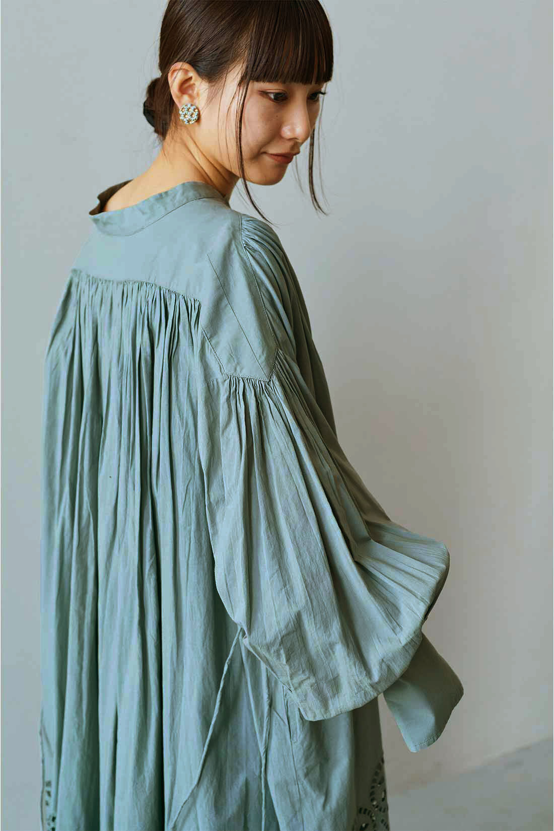 MEDE19F [メデ・ジュウキュウ]|MEDE19F　〈MADE IN INDIA COLLECTION〉エンブロイダリーコットンワンピース