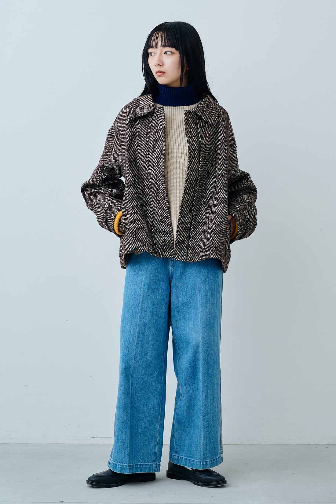 MEDE19F　ハイネックのトライカラーニット
