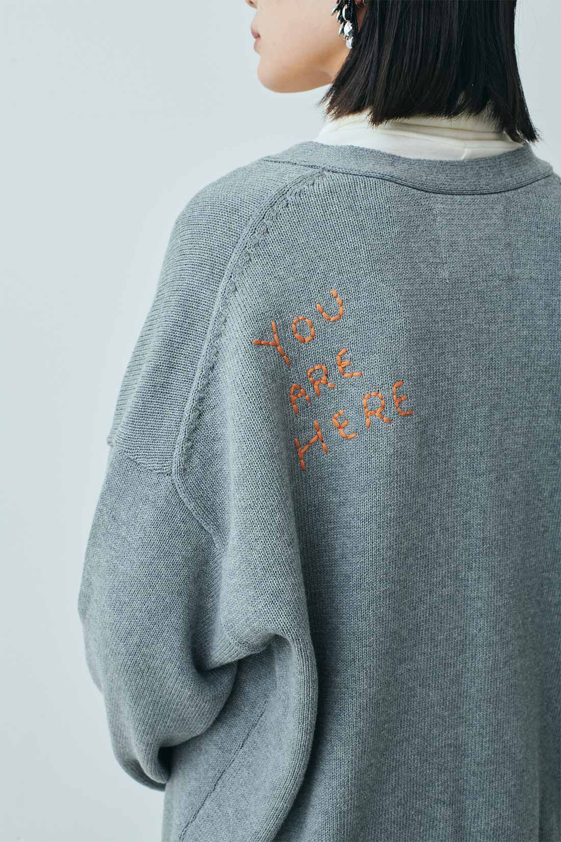 MEDE19F [メデ・ジュウキュウ]|MEDE19F　レタード刺しゅうニットカーデ〈グレー〉