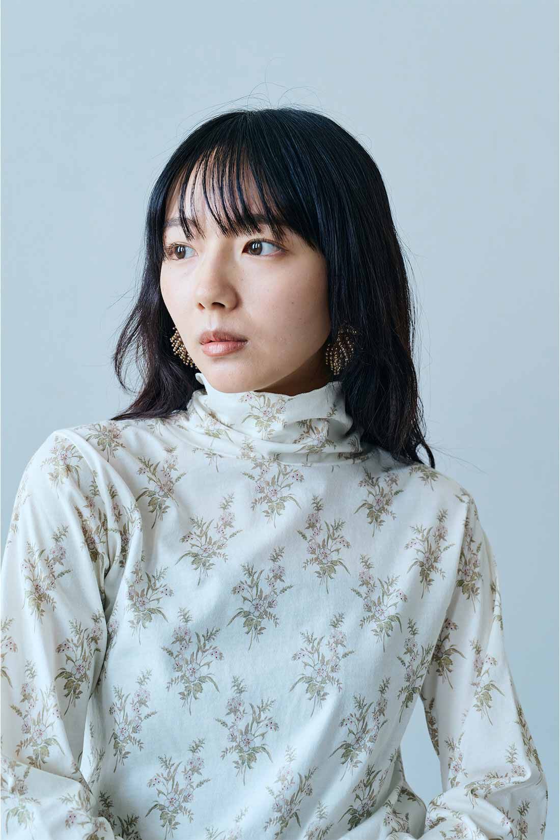 MEDE19F|MEDE19F　ミュルーズモダン〈「ミュルーズ染織美術館」アーカイブコレクション〉コットンプリントハイネックトップスの会