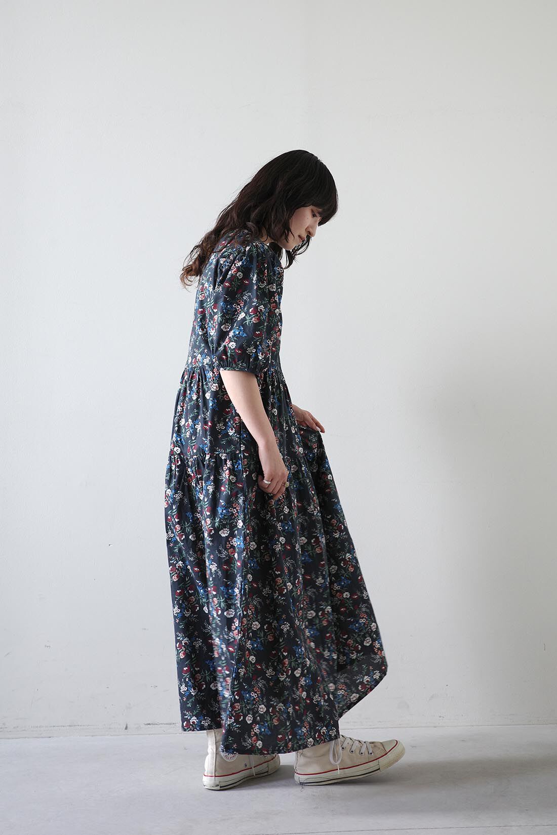 MEDE19F|ミュルーズモダン プリント パフスリーブワンピ〈ブラック〉のコーディネート