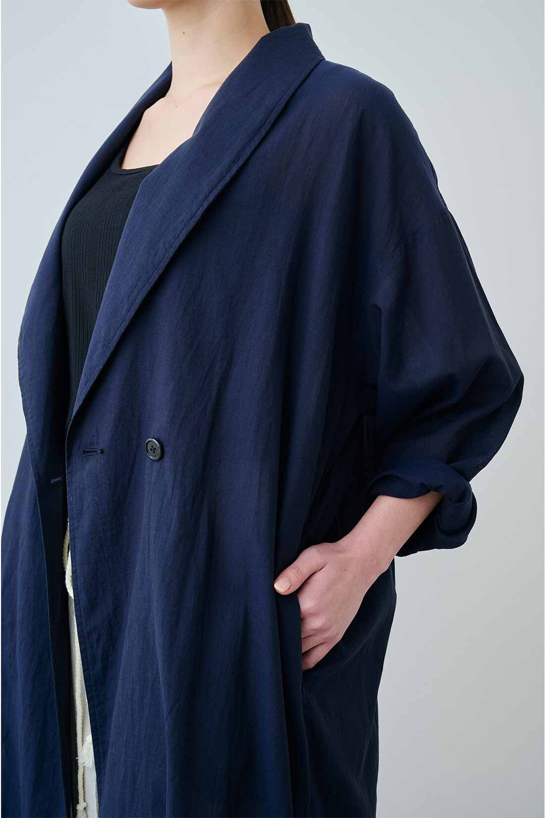 MEDE19F [メデ・ジュウキュウ]|MEDE19F　日陰をまとうショールカラーコート〈ダークネイビー〉