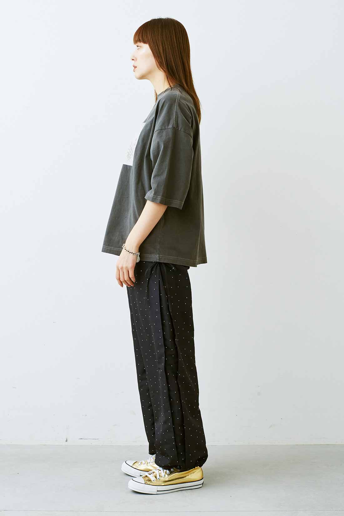 MEDE19F [メデ・ジュウキュウ]|MEDE19F　撥水加工をほどこしたリボン遣いドット柄パンツ〈ブラック〉|モデル身長：163cm　Mサイズ着用