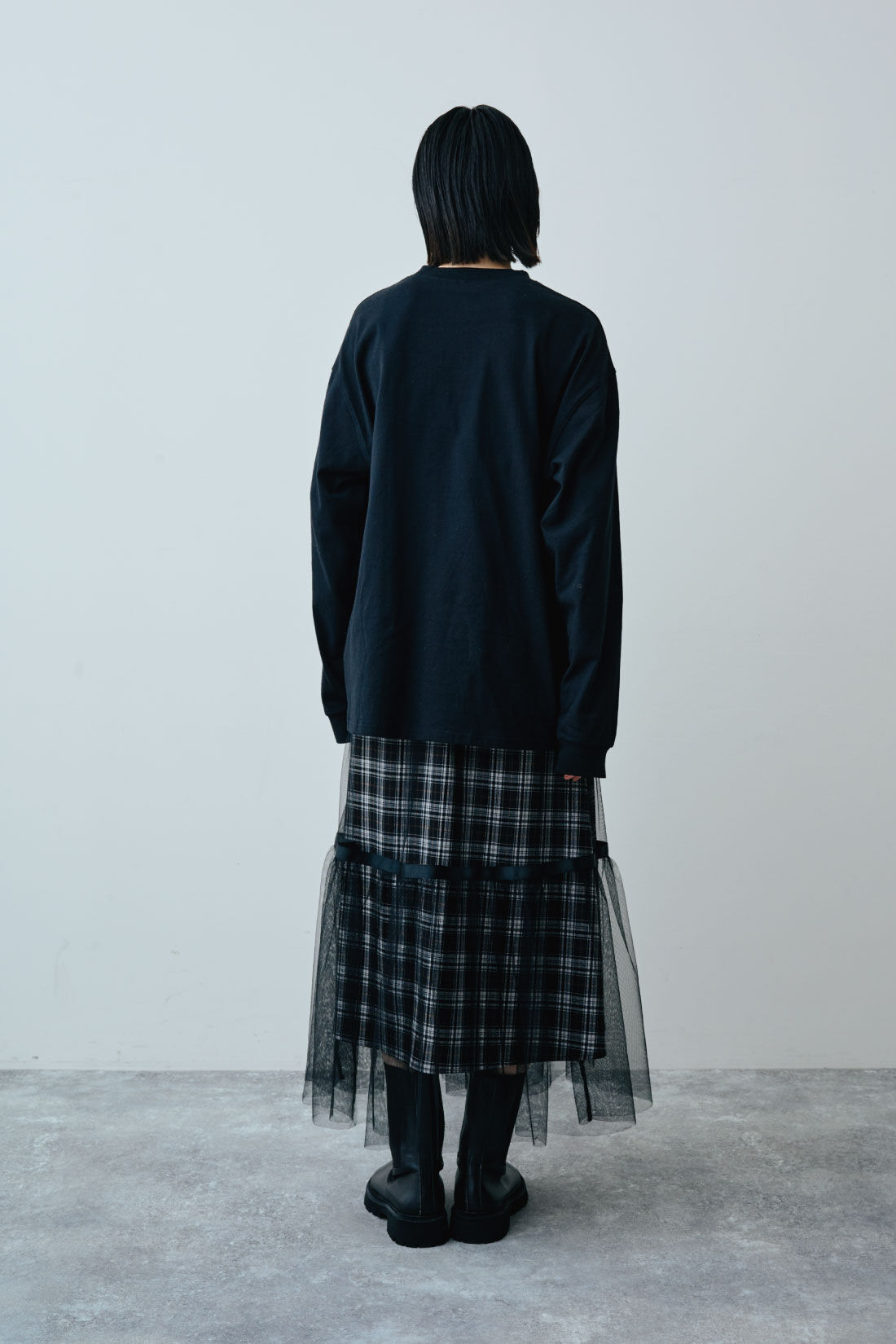 MEDE19F [メデ・ジュウキュウ]|ART meets MEDE19F　ロングスリーブTシャツ〈Sayuri Nishikubo〉