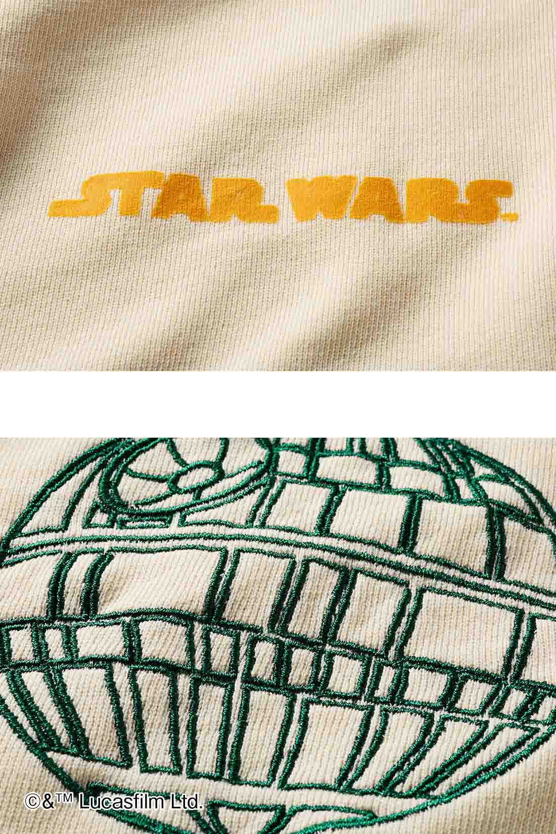 MEDE19F|MEDE19F　STAR WARS クラフト感ただようダース・ベイダー/スウェット〈クリーム〉|胸のロゴはフロッキープリント。デス・スターは刺しゅうであしらいました。