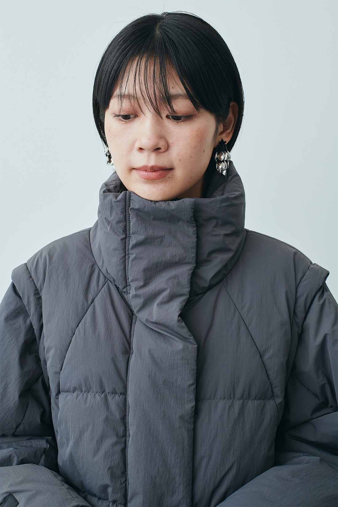 MEDE19F [メデ・ジュウキュウ]|MEDE19F　裏地にもこだわった 2-wayパフィーブルゾン〈チャコール〉