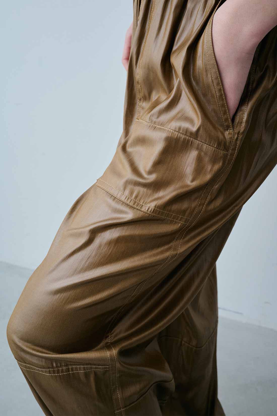 MEDE19F [メデ・ジュウキュウ]|MEDE19F　チンツ加工素材のリラックスミリタリーパンツ