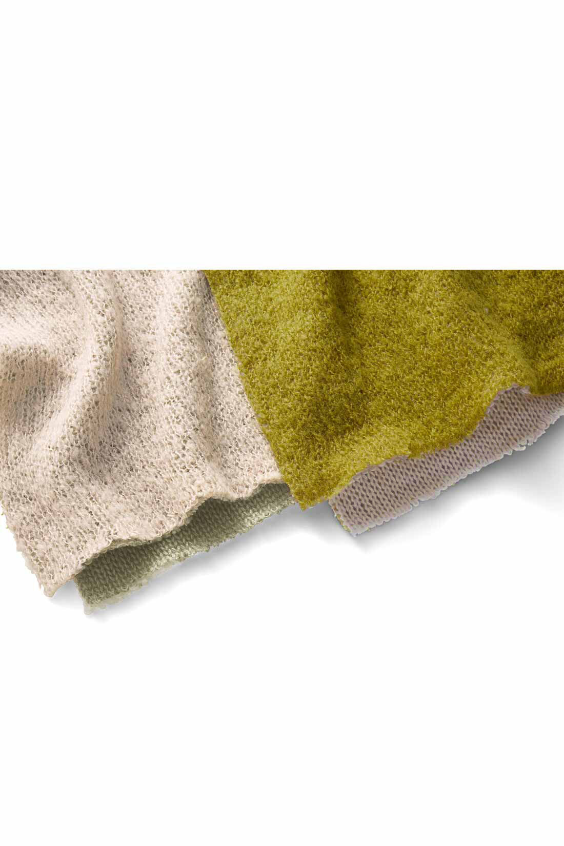MEDE19F|MEDE19F　ダブルフェイスタートルニット〈キミドリ〉|表側は毛足のある糸を使った、透け感のある甘編みニット。裏側は肌当たりのいい天じく編み素材。二重仕立てにしているため、編み地が風を通しにくく、暖かく着られます。