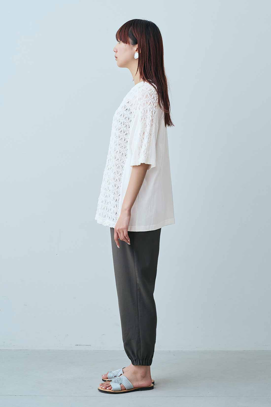MEDE19F [メデ・ジュウキュウ]|MEDE19F　レース遣いのコンビTシャツの会|モデル身長：163cm　着用サイズ：M