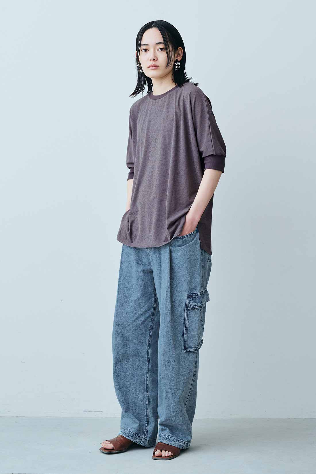 MEDE19F [メデ・ジュウキュウ]|MEDE19F　接触冷感梨地トップスの会|モデル身長：167cm　着用サイズ：M