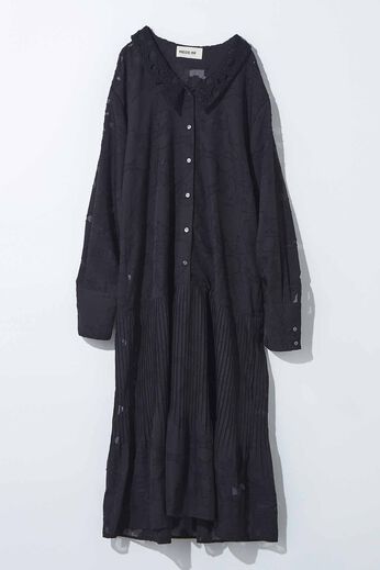 MEDE19F | レース衿ワンピース〈ブラック〉ＭＤ１９