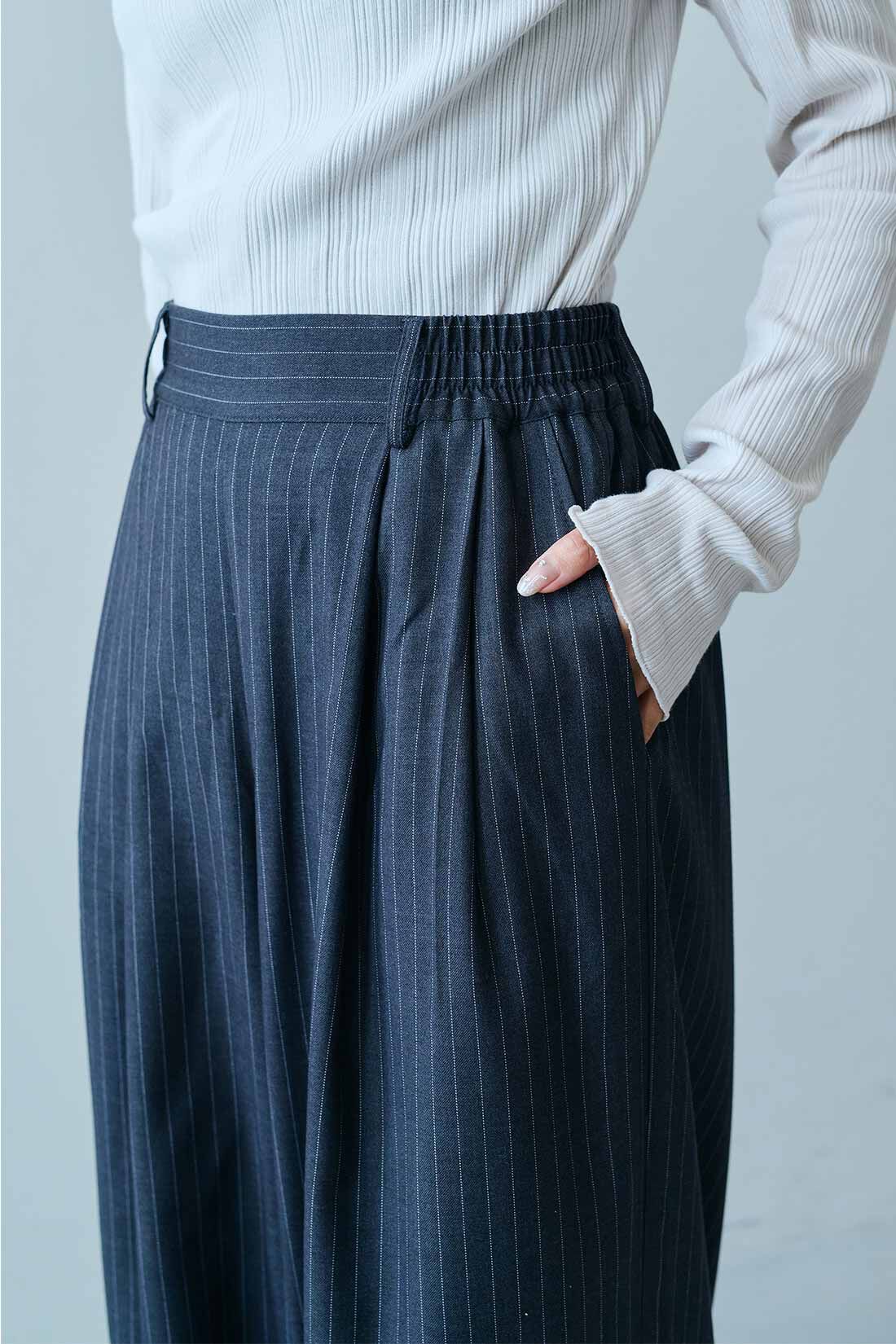 MEDE19F|MEDE19F　バレルシルエット ストライプパンツ〈グレー〉