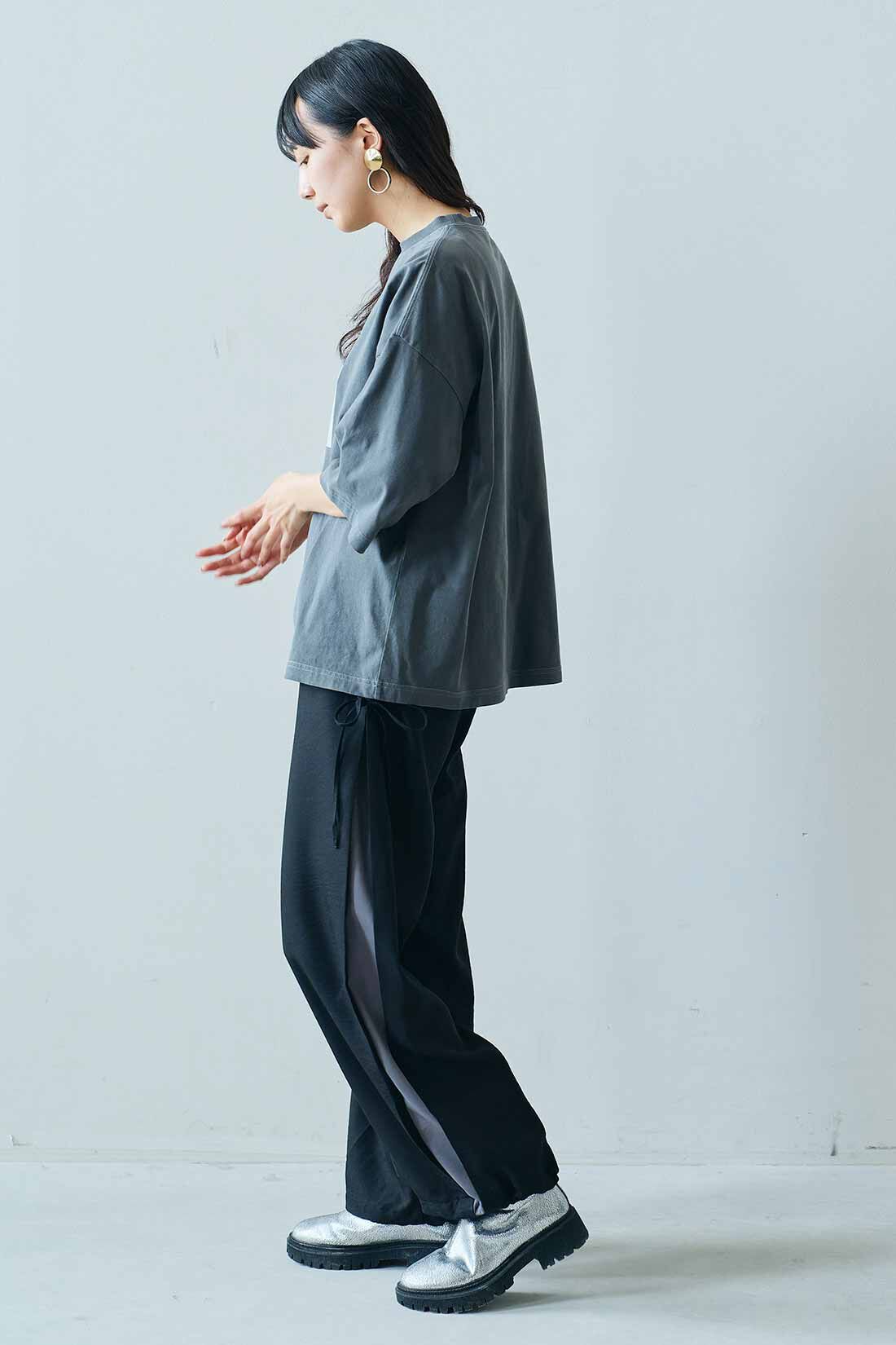 MEDE19F|MEDE19F　リボン遣いサイドラインパンツ|モデル身長：163cm　着用サイズ：M