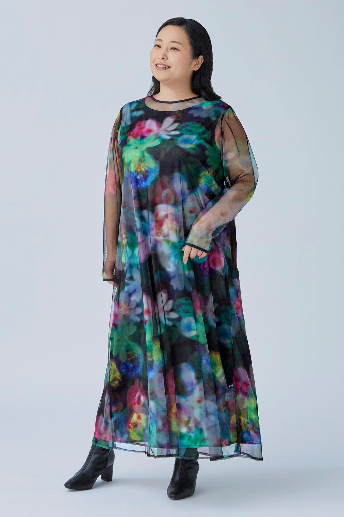 MEDE19F|MEDE19F　花柄のプリントを重ねたシアードレス〈ブラック〉