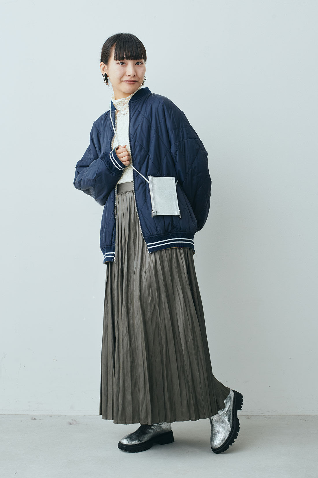 MEDE19F [メデ・ジュウキュウ]|【MEDE19F SELECT】blancleレザーマルチレザーケース〈メタリック〉