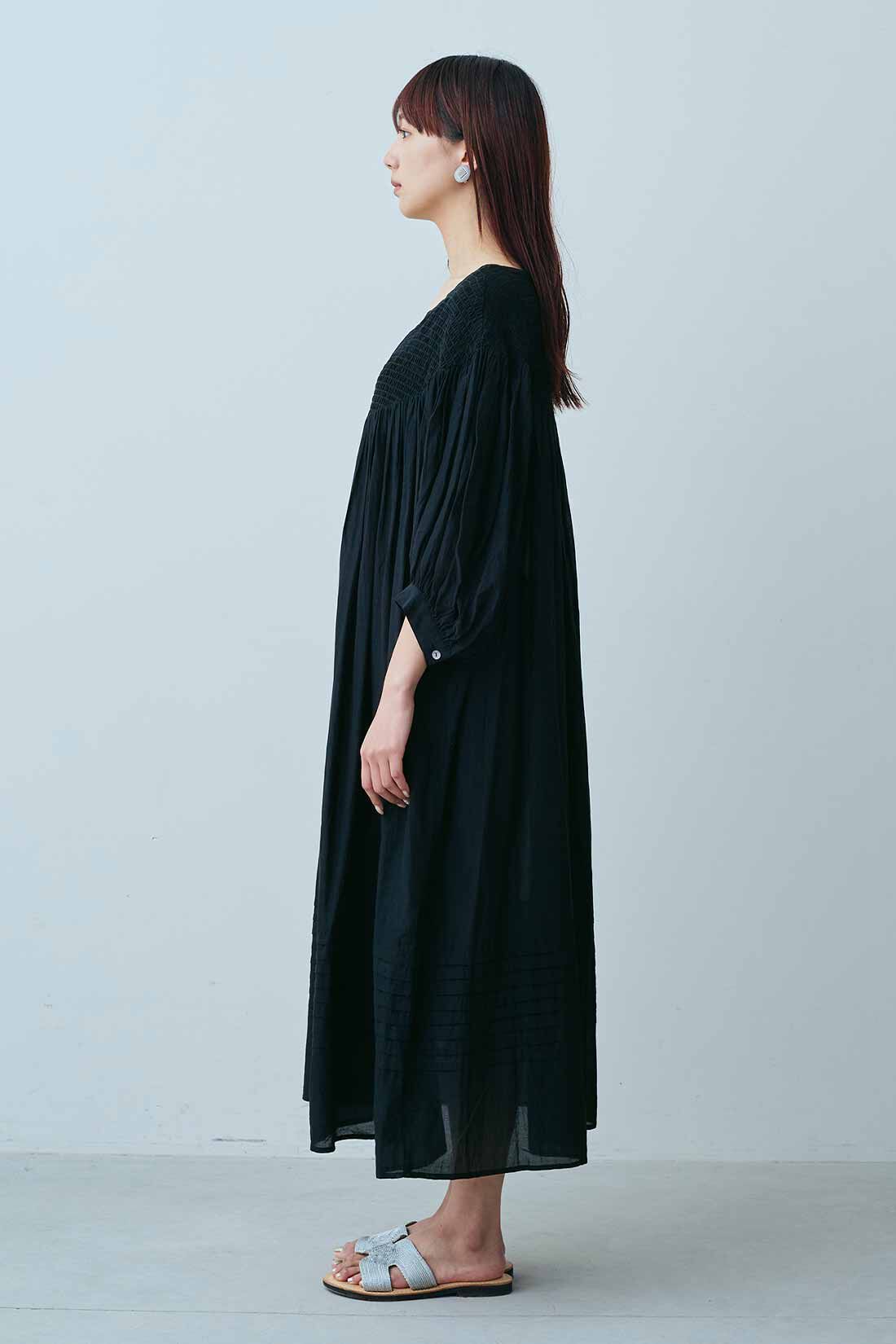 MEDE19F [メデ・ジュウキュウ]|MEDE19F　〈MADE IN INDIA COLLECTION〉スシボイル シャーリングワンピース|モデル身長：163cm　着用サイズ：1