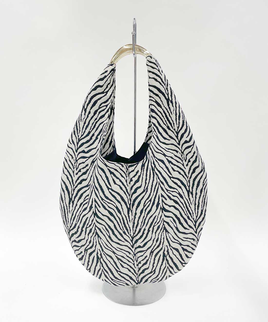 MEDE19F|LEVERINS　SCULPTURE BAG M【WEB LIMITED ITEMS】|3.ゼブラ