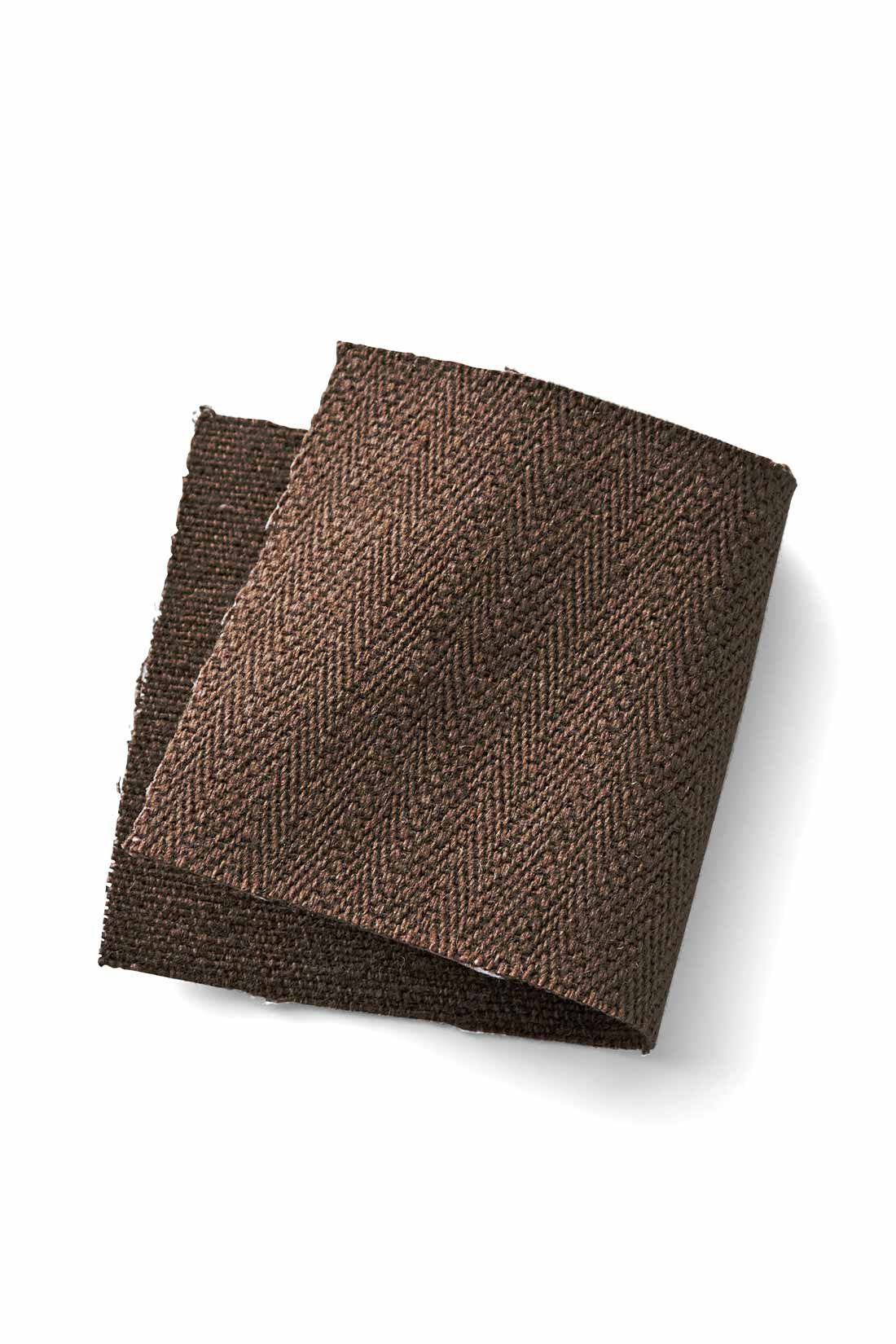 MEDE19F|MEDE19F　レースアップデザイン アノラックパーカー〈ブラウン〉|ざっくりと味のある綿100％のヘリンボーン織り素材。