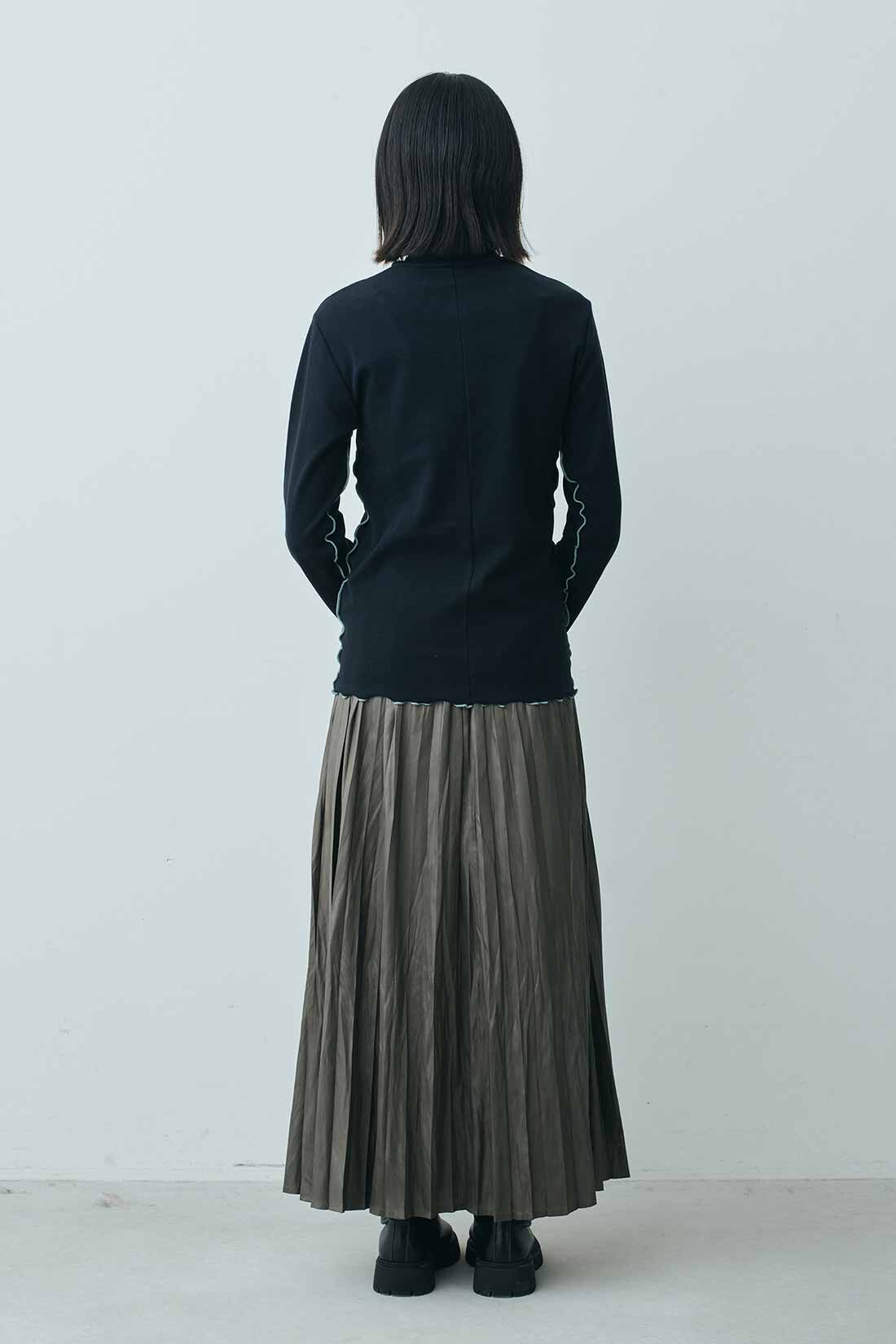 MEDE19F [メデ・ジュウキュウ]|MEDE19F　吸湿発熱コットントップスの会|モデル身長：163cm　着用サイズ：M