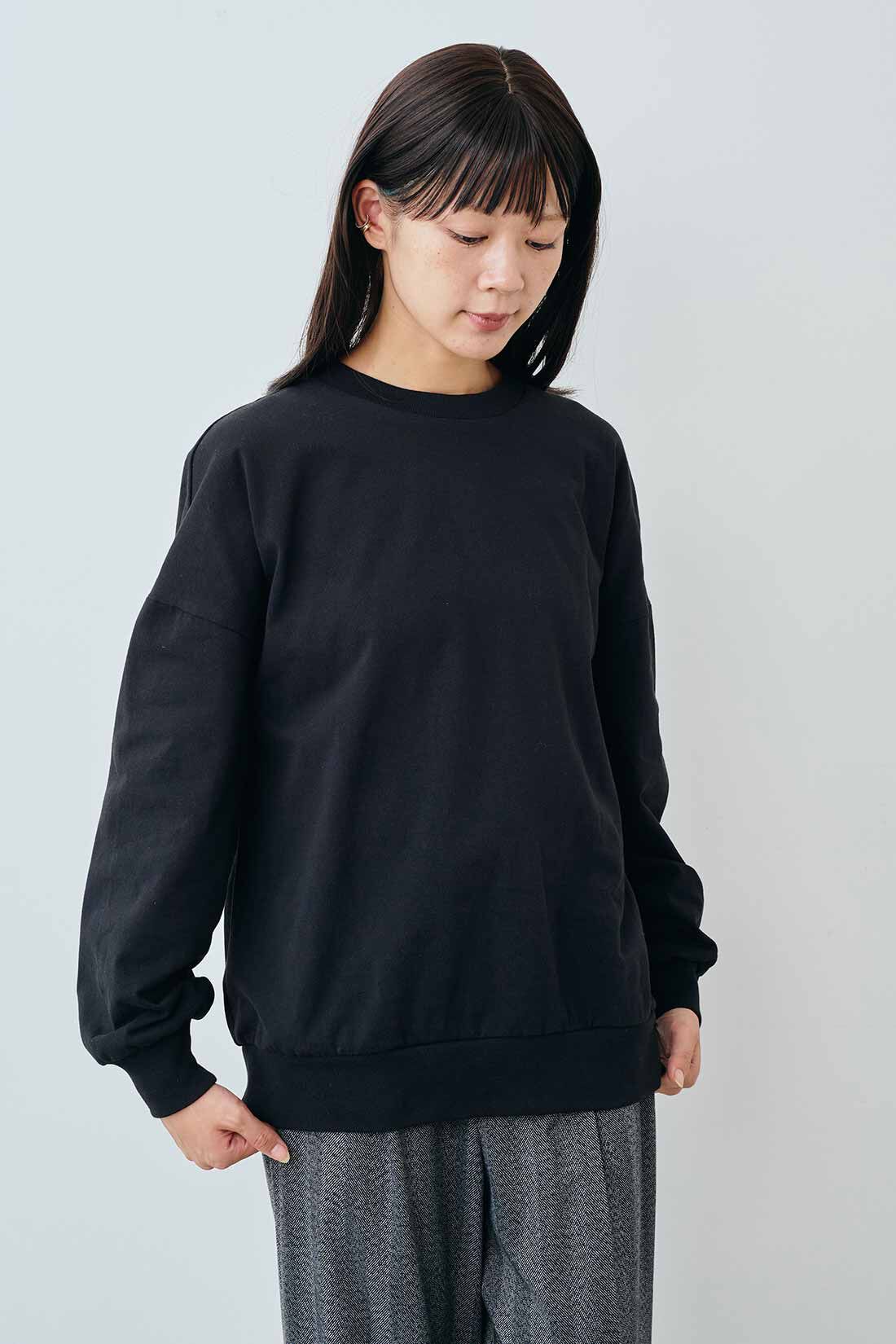 THREE FIFTY STANDARD［スリーフィフティースタンダード］|THREE FIFTY STANDARD トレーナーみたいなTシャツ〈ブラック〉|モデル身長：163cm　着用サイズ：M