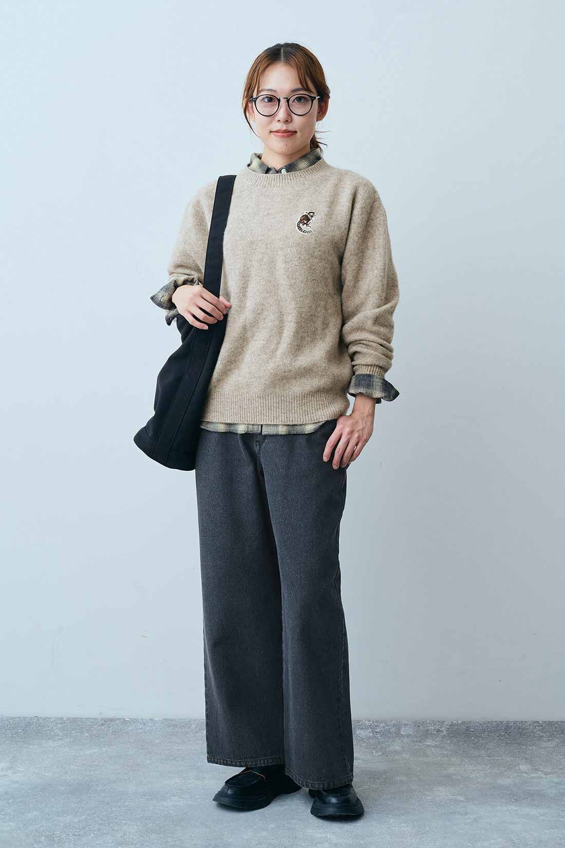 THREE FIFTY STANDARD［スリーフィフティースタンダード］|旭山動物園ワオキツネザルウールセーター　TFSとブリーチ加工ブラックデニムパンツ　ＴＦＳのコーディネート