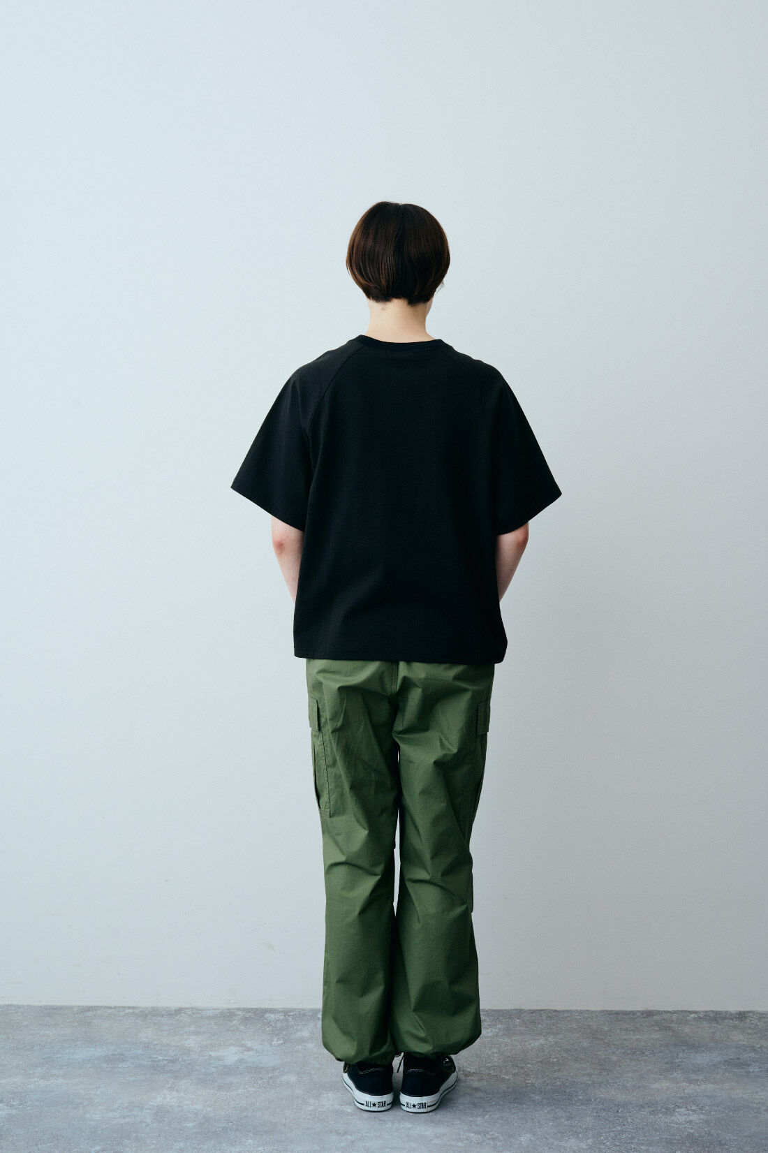 THREE FIFTY STANDARD|THREE FIFTY STANDARD モノトーンロゴTシャツ〈ブラック〉