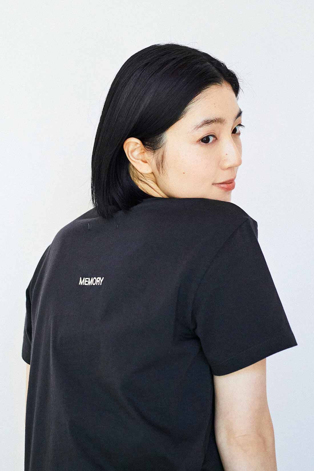 THREE FIFTY STANDARD［スリーフィフティースタンダード］|THREE FIFTY STANDARD 小谷 実由さんと作った 想い出のフォトTシャツ〈チャコールグレー〉