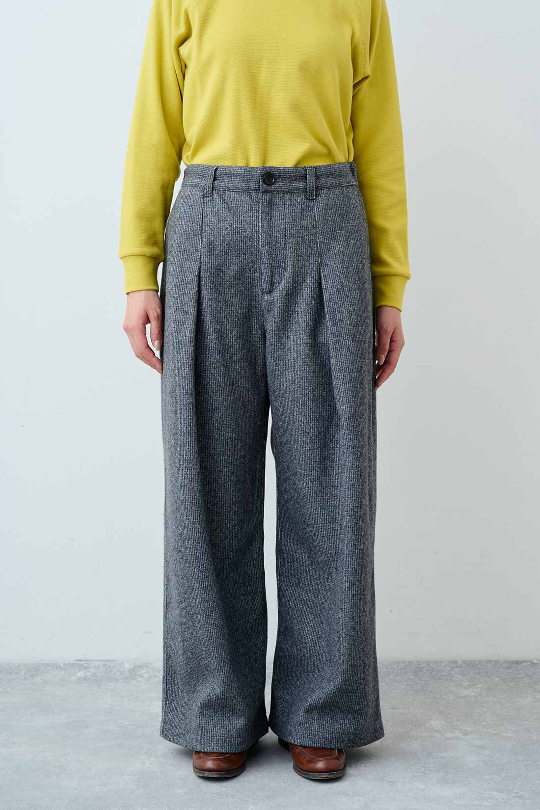 THREE FIFTY STANDARD|THREE FIFTY STANDARD　小谷 実由さんと作った 細かいチェック柄のワイドパンツ〈グレー〉|FRONT