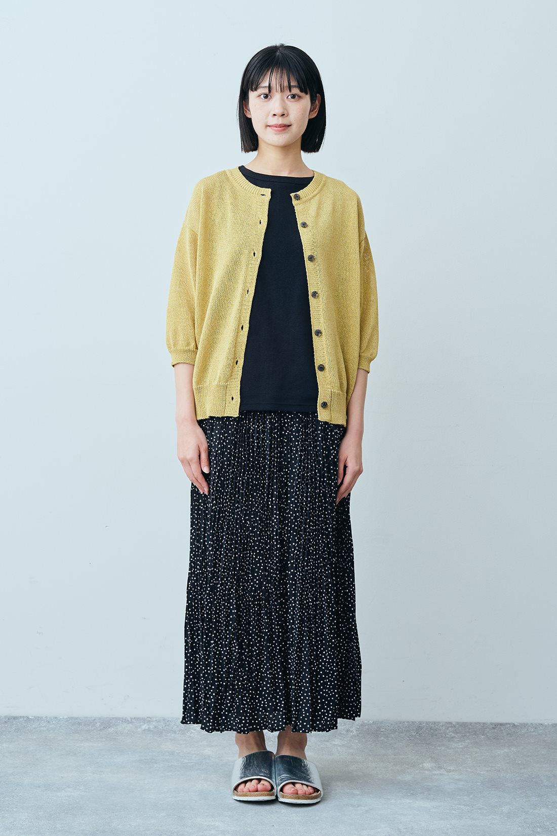 THREE FIFTY STANDARD|和紙混 2-WAY トップス〈マスタード〉とサーマル生地 タンクトップのコーディネート|モデル身長：163cm 着用サイズ：M