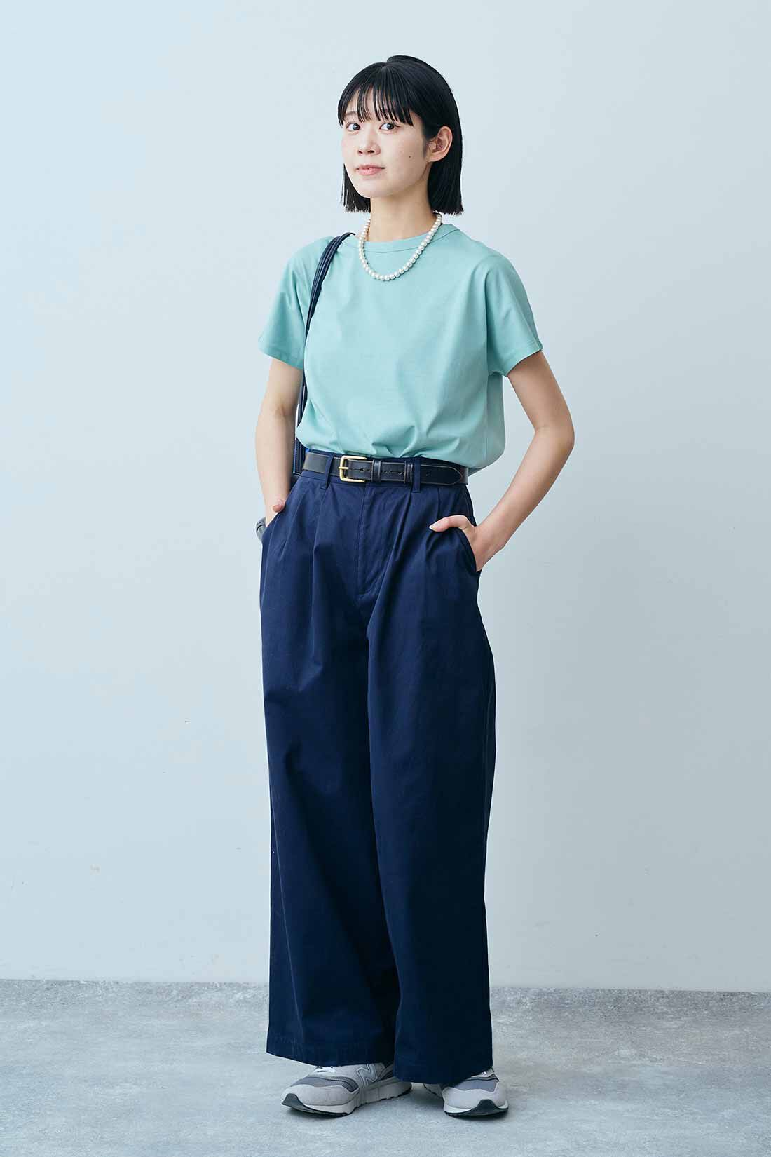 THREE FIFTY STANDARD［スリーフィフティースタンダード］|THREE FIFTY STANDARD タックチノワイドパンツ〈ネイビー〉|モデル身長：163cm　着用サイズ：M