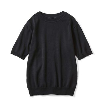 オーガニックコットンとリサイクルポリエステルのニットトップス〈ブラック〉