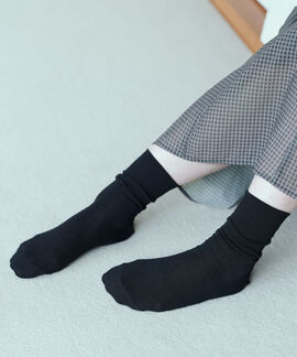 THREE FIFTY STANDARD | 日本製 抗菌防臭 レーヨンシルク混 ソックス