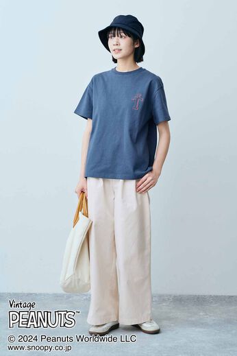THREE FIFTY STANDARD | PEANUTS〈スヌーピー＆フレンズ〉ロゴプリントＴシャツ〈ネイビー〉