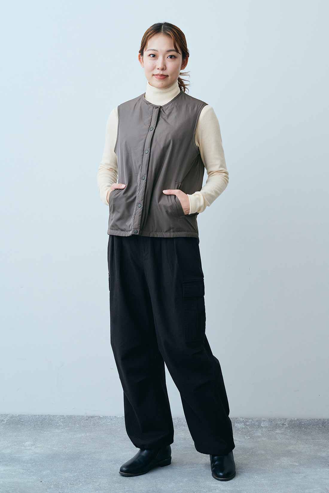 THREE FIFTY STANDARD［スリーフィフティースタンダード］|あったか両面起毛タートルＴＦＳと微起毛カーゴパンツＢＫ　ＴＦＳのコーディネート