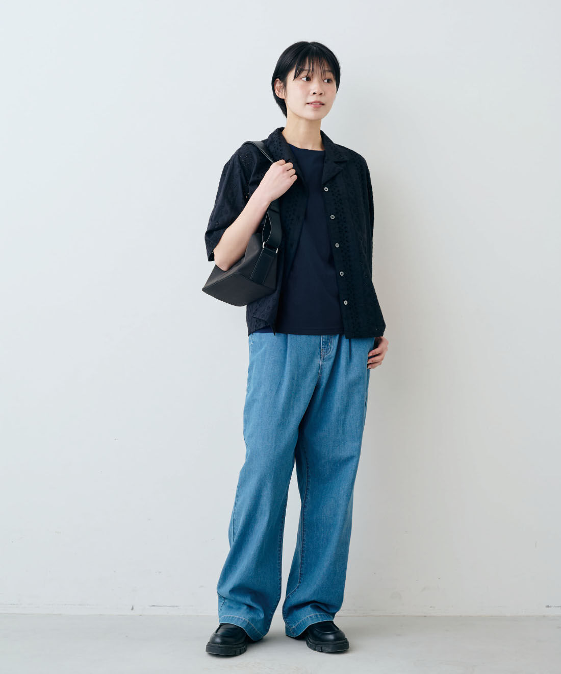 THREE FIFTY STANDARD［スリーフィフティースタンダード］|THREE FIFTY STANDARD　シルケット加工のタンクトップの会|モデル身長：163cm　着用サイズ：M
