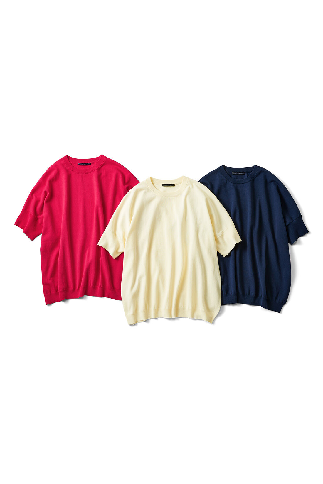 THREE FIFTY STANDARD［スリーフィフティースタンダード］|THREE FIFTY STANDARD 軽い着心地のニットプルオーバー〈ネイビー〉|画像右（ネイビー）をお届けします。