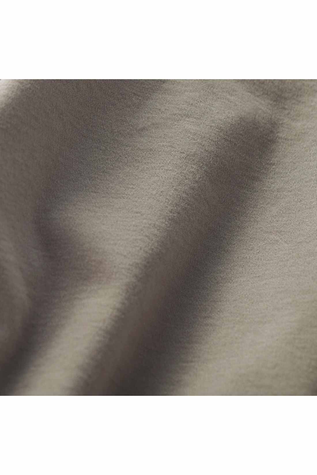 THREE FIFTY STANDARD［スリーフィフティースタンダード］|THREE FIFTY STANDARD 機能素材のカットソーワンピース〈ネイビー〉|綿100％なのに、「接触冷感」と「吸水速乾」の機能がある夏にうれしい生地。　※お届けするカラーとは異なります。