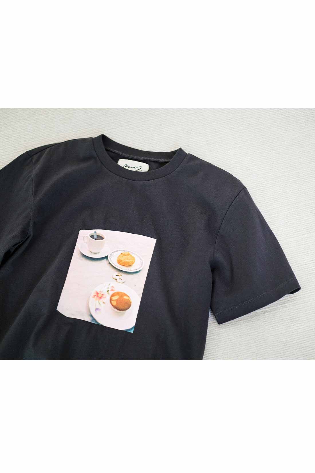 THREE FIFTY STANDARD［スリーフィフティースタンダード］|THREE FIFTY STANDARD 小谷 実由さんと作った 想い出のフォトTシャツ〈チャコールグレー〉