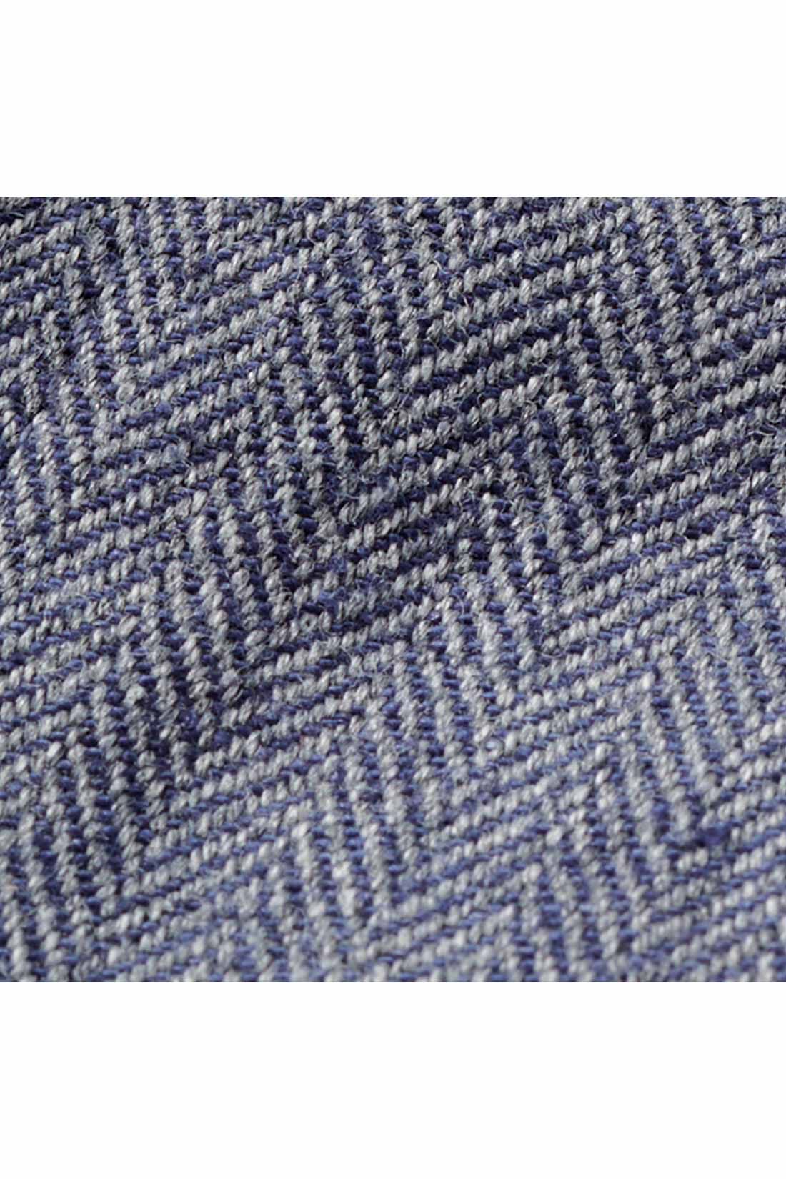 THREE FIFTY STANDARD［スリーフィフティースタンダード］|THREE FIFTY STANDARD ヘリンボーン柄のオールインワン〈ネイビー〉|グレーとネイビーのシックな2色でしっかりと織り上げたヘリンボーン生地。