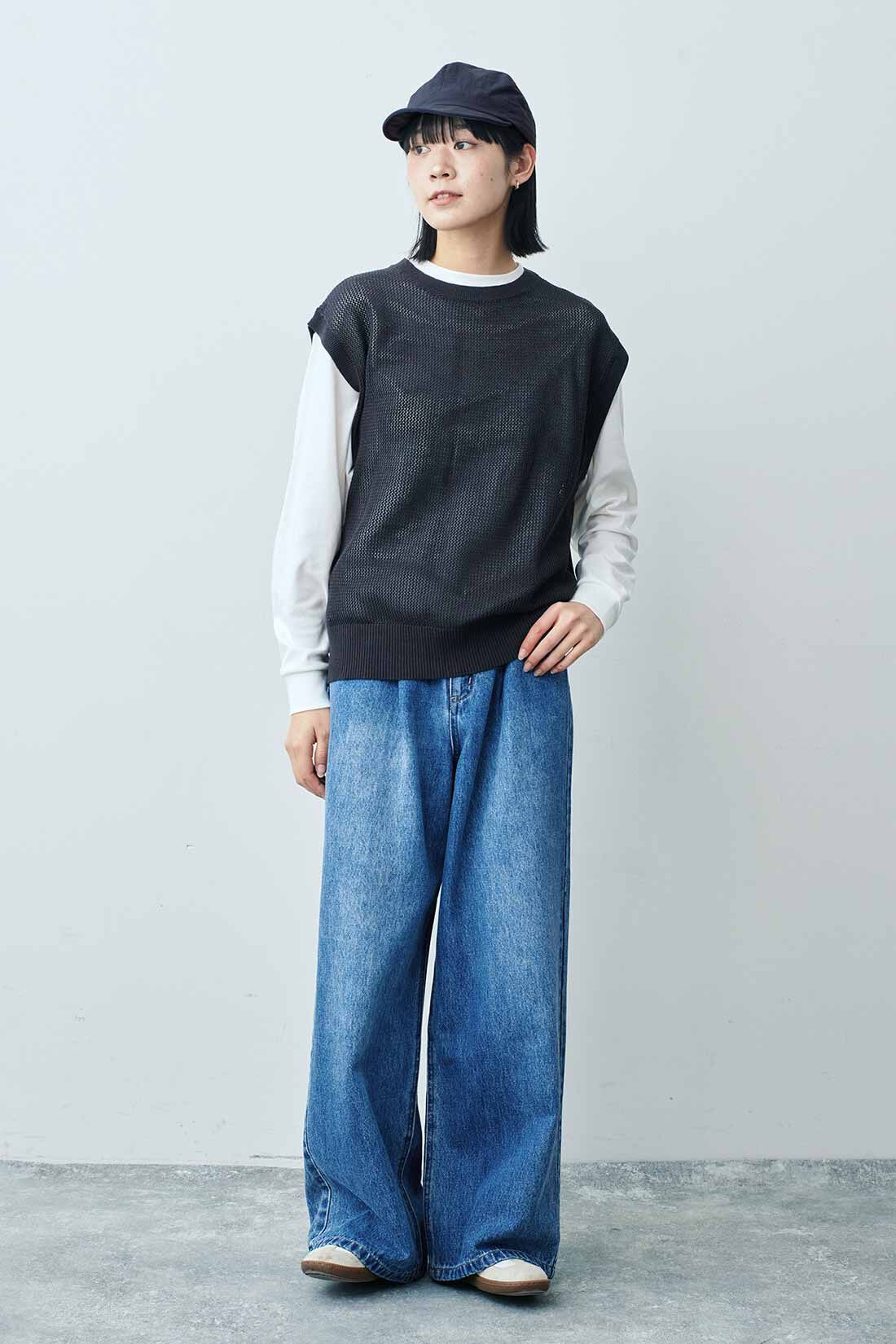 THREE FIFTY STANDARD 重ねてサマになるニットベスト
