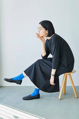 THREE FIFTY STANDARD | ボートネックのカットソーワンピース〈ブラック〉
