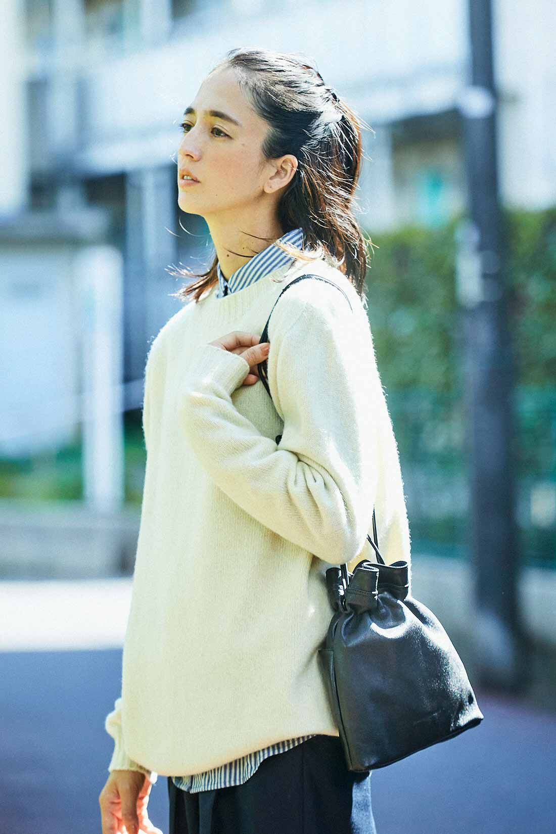 THREE FIFTY STANDARD ナチュラルカラードウールのニットセーター〈オフホワイト〉｜THREE FIFTY  STANDARD[スリーフィフティースタンダード]｜フェリシモ【公式通販】